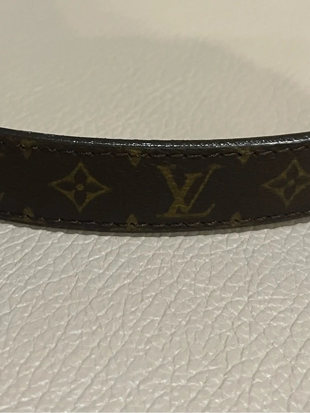 Louis Vuitton Monogram Leather Skinny Belt GoldTone Hardware LB 0093 90|36 Spain